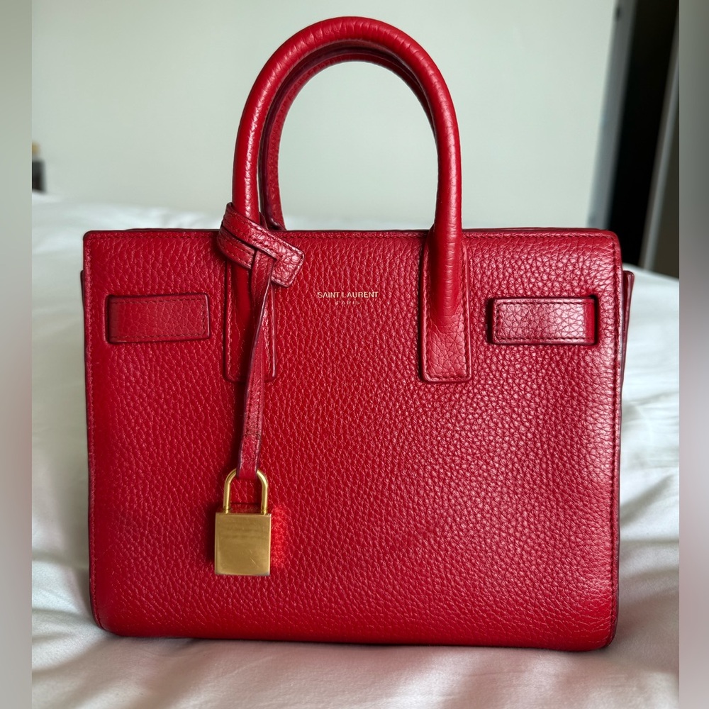 Saint Laurent Red Sac du Jour